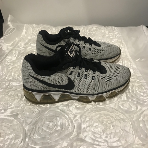 Nike Shoes - Nike Tailwind 8 size 7 Women